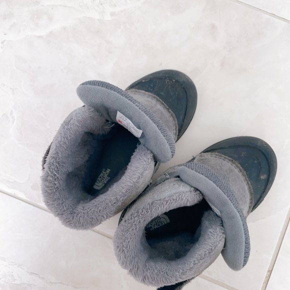 THE NORTH FACE TODDLER SIZE 9 SNOW BOOTS - Picture 6 of 12